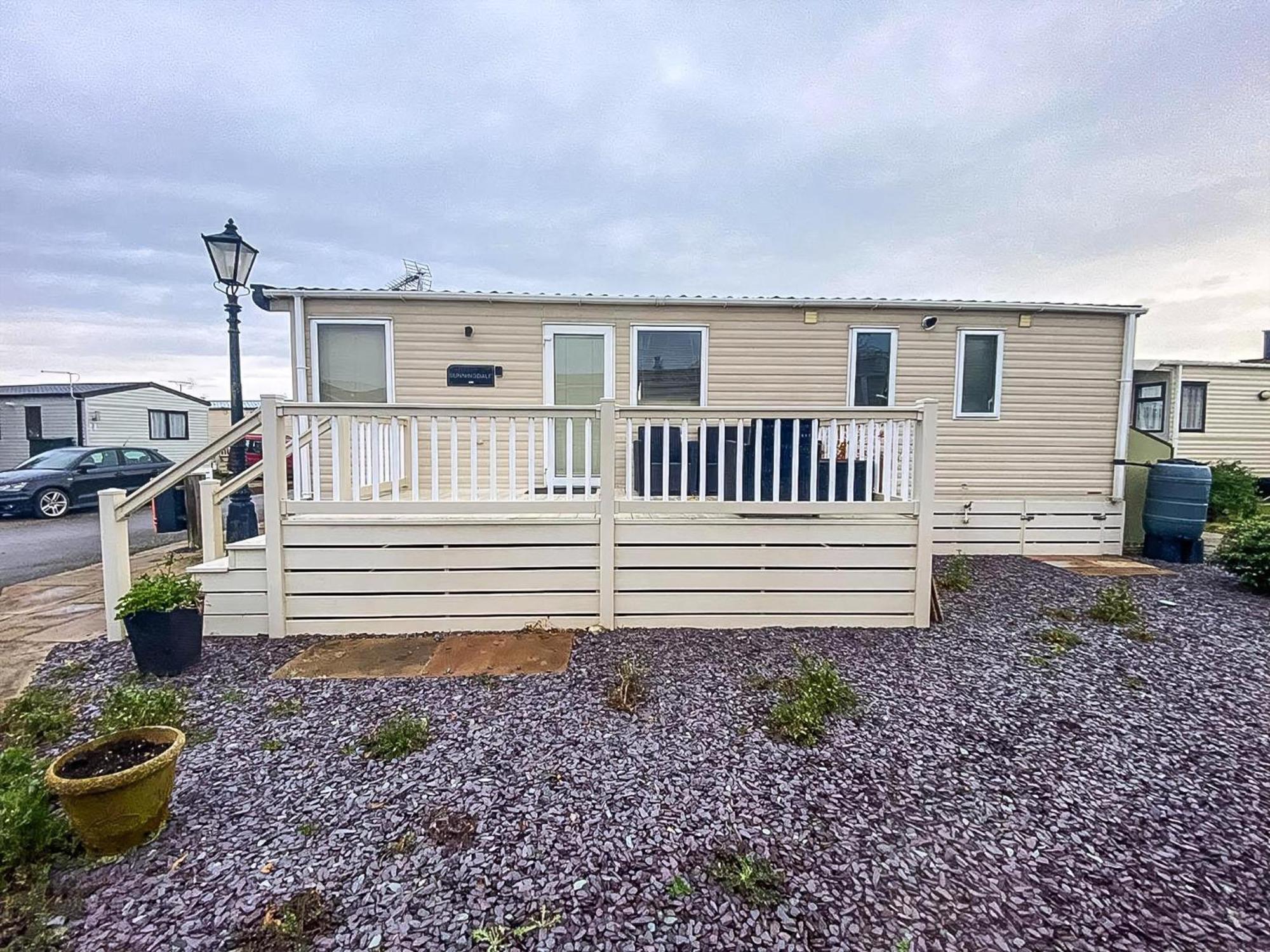 מלון וויטסטייבל Lovely 6 Berth Caravan With Decking And Wifi In Kent, Ref 47017C מראה חיצוני תמונה